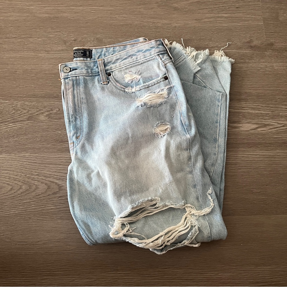 Abercrombie & fitch baggie straight jeans size 32